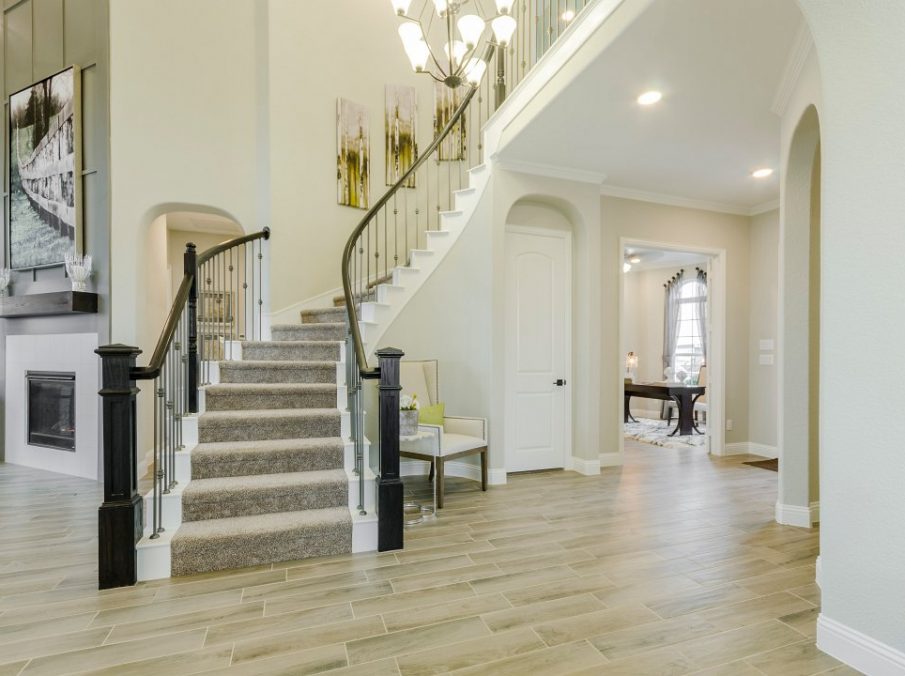Landon Homes new home builder 432 Carrington Staircase