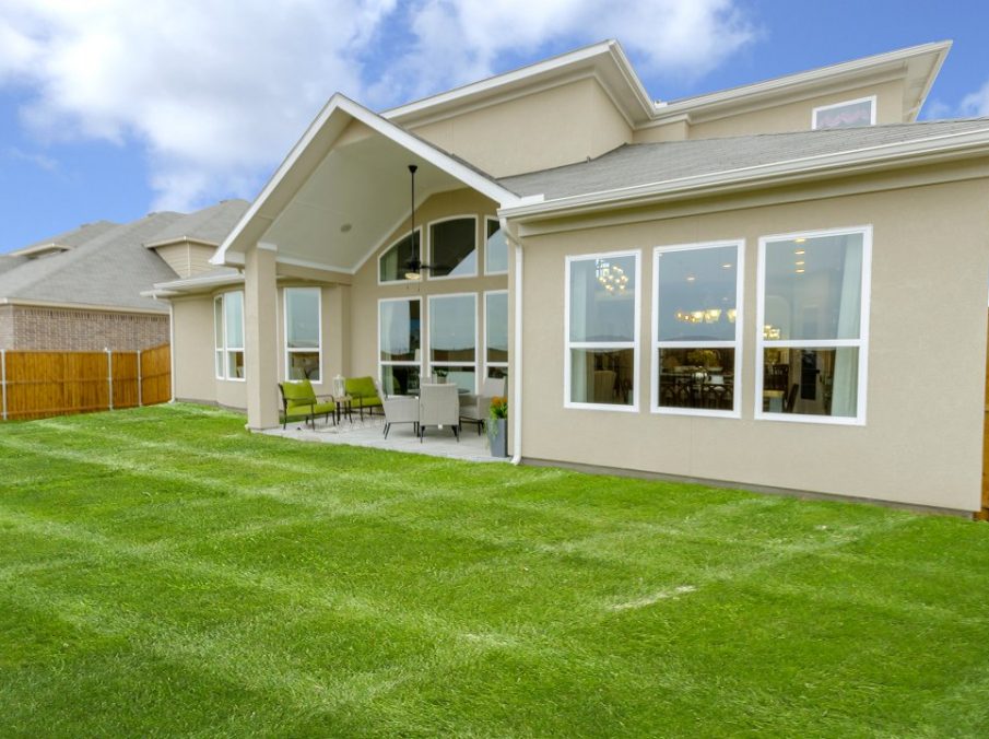 Landon Homes new home builder 432 Carrington Patio and yard