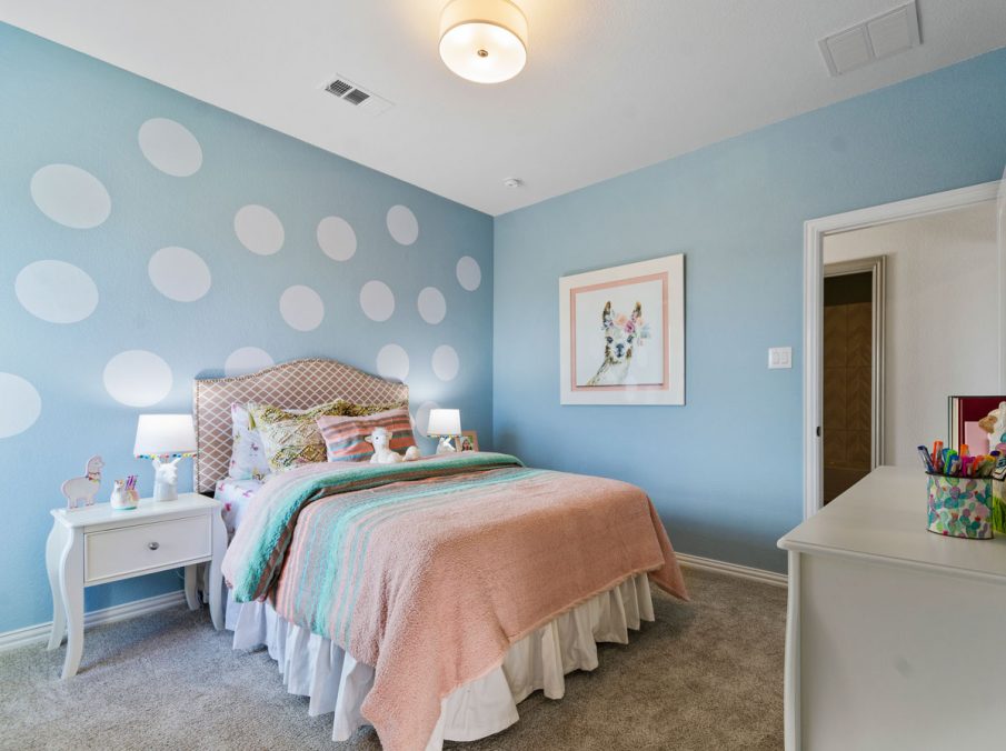 Landon Homes 5810 Sienna Model Argyle TX kids bedroom