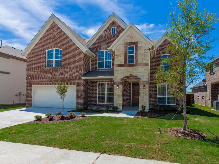 Homes in Argyle TX at Canyon Falls Landon Homes